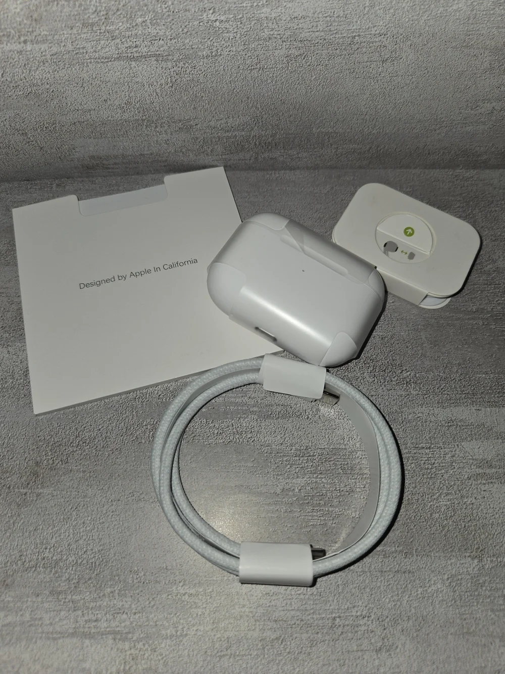 Apple AirPods Pro with Wireless Charging Case - White